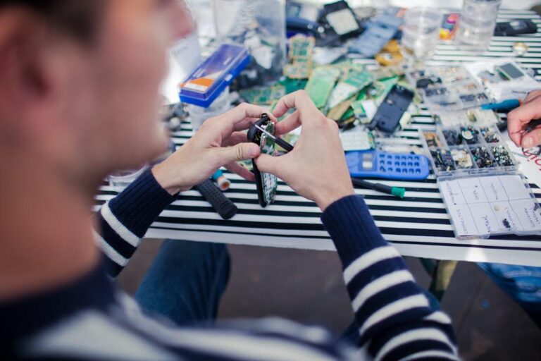 Vaut-il mieux acheter un smartphone neuf ou reconditionné ?