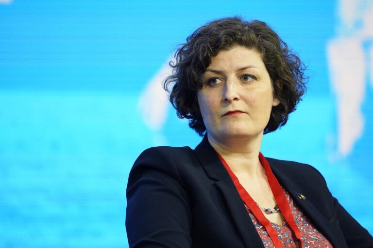 Municipales 2026 : «Le climat est devenu beaucoup moins favorable à l’écologie», selon le chercheur Florent Gougou