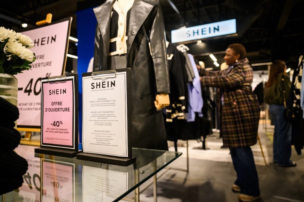 Faux labels, contrats avec le luxe, rachat de marques «éthiques» : plongée dans le greenwashing débridé de Shein et de la fast fashion