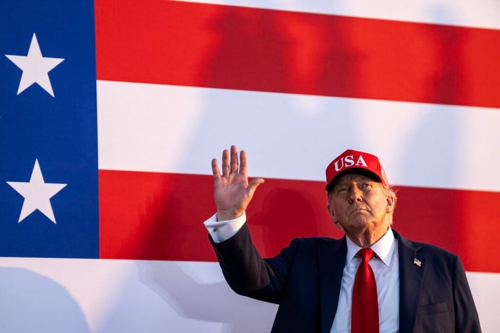 250 ans des États-Unis : comment Donald Trump réécrit l’histoire pour «aveugler la population et ne pas être contredit»