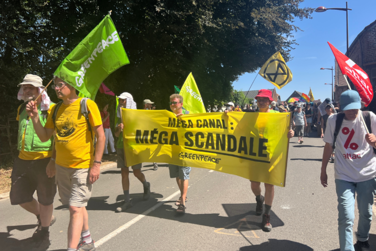 «Le projet le plus fou des grands aménagements inutiles» : dans le Pas-de-Calais, la lutte contre le canal Seine-Nord s’intensifie