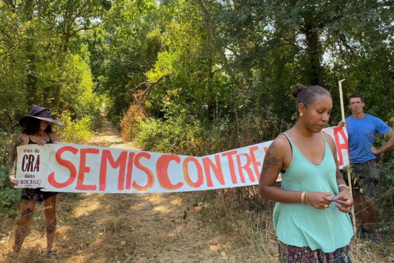 Les habitants de la Zad de Notre-Dame-des-Landes repartent au combat… contre un projet de Centre de rétention administrative