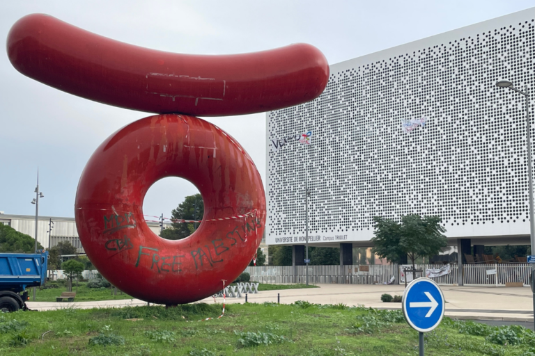 À Montpellier, les étudiants en grève vont-ils avoir la peau du partenariat entre l’université et TotalEnergies ?