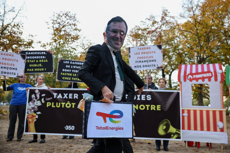 Des bénéfices «indécents» : profitant de l’envolée des prix du carburant, TotalEnergies enregistre des profits records